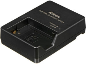 NIKON BATTERY CHARGER MH-24